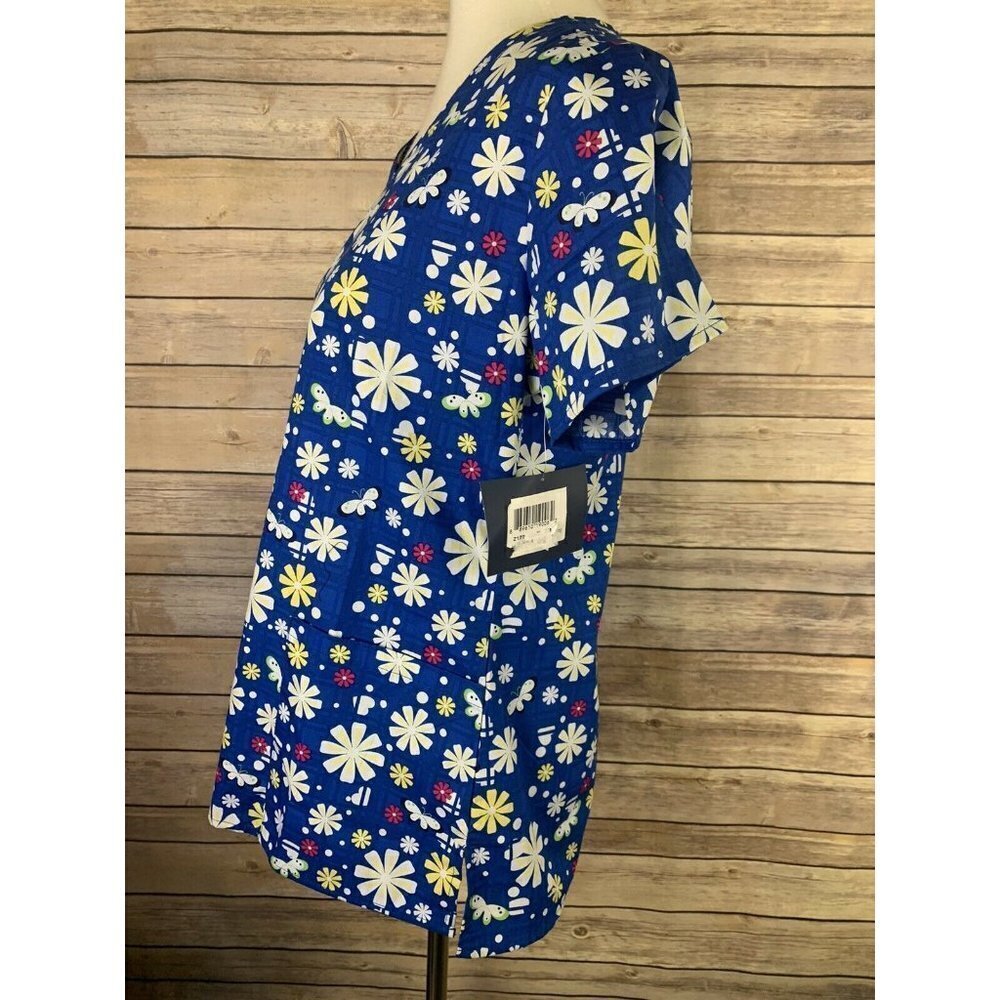 Zoe Chloe NWT Scrub Top Small Blue Floral Butterfly Dot Print V Neck Nursing - Picture 7 of 9